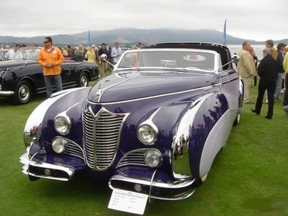 picture of Antique and luxury cars.jpg