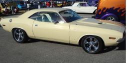 Cream Muscle car pictures.jpg