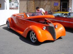 Custom Cars Paso Robles 2005 in bright orange.jpg