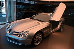 Mercedes Mclaren SLR in silver photos.jpg