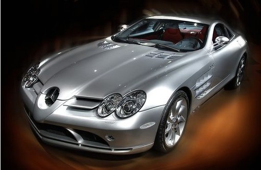 Picture of a beautiful Mercedes-Benz SLR McLaren in silver.jpg