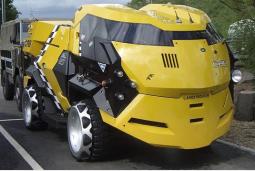 udge Dredd Land Rover.JPG