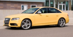 2010 Audi S4 car in yellow_Audi  motors.PNG