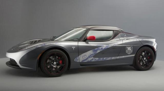 Eletric sport cars photo of Tesla Roadster 3 in dark gray.JPG