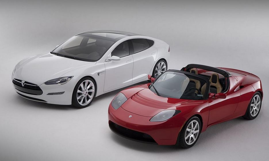 Tesla eletric convertable cars pictures.JPG