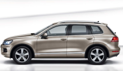 2011 Volkswagen Touareg_Volkswagen family car picture.PNG