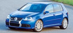 2008 Volkswagen R32 car in bright blue.PNG