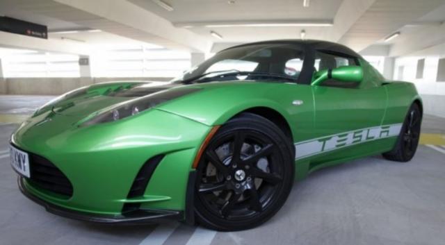 Green 2011 Tesla Roadster sport picture.JPG