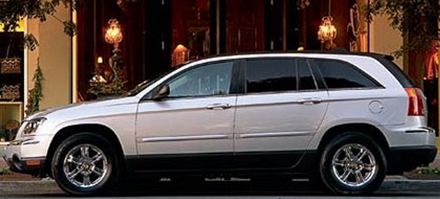 2004 Chrysler Pacifica car photo.PNG