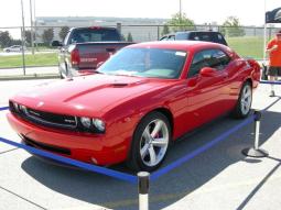 2009 Dodge Challenger SRT8_red muscle car picture.jpg