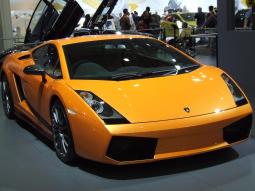 Orange 2007 Lamborghini Spyder car photo.jpg