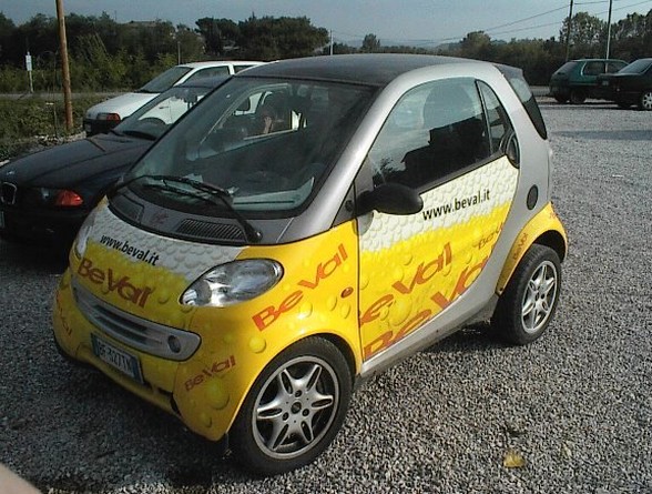 Image of Smart car.jpg