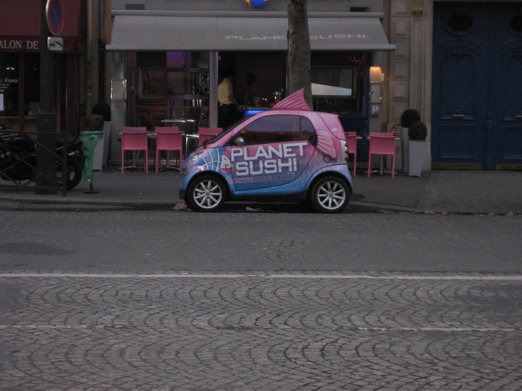 Planet Sushi Smart Car picture.jpg